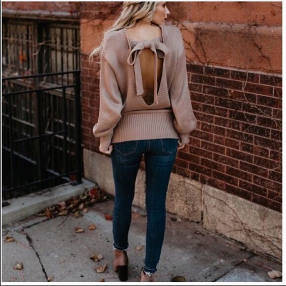 New Sexy Backless Chunky Knit Sweater - Picture 2 of 11